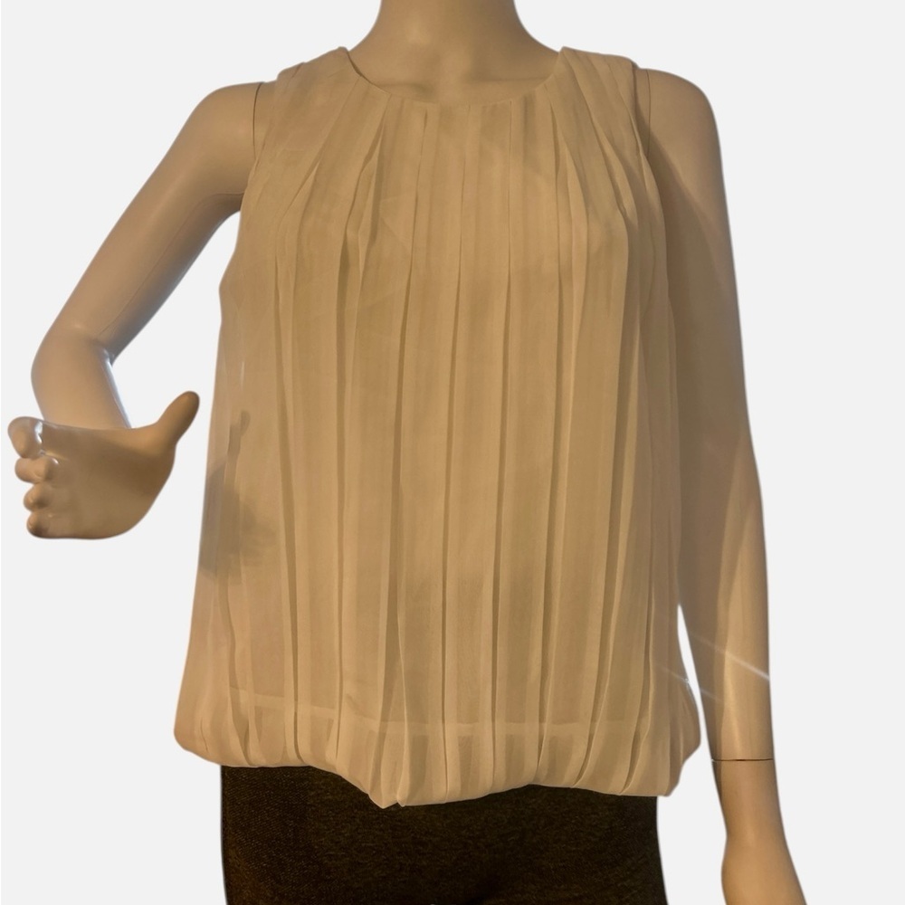 Premise studio Sleeveless Pleated Blouse 100% Polyester size S
